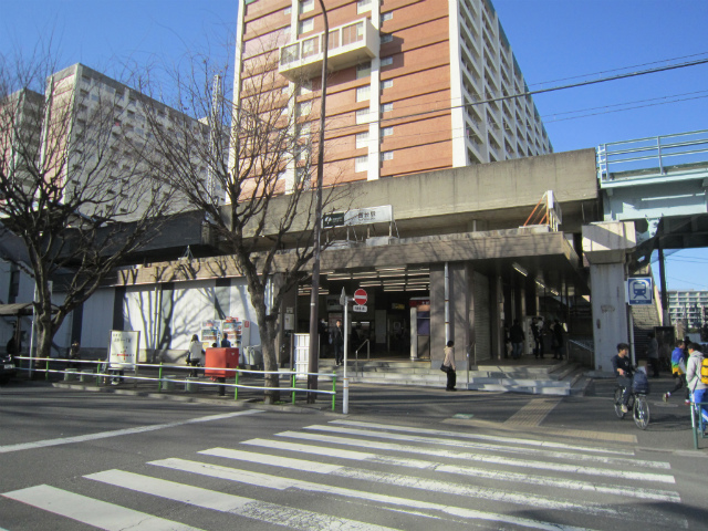 西台東駅舎