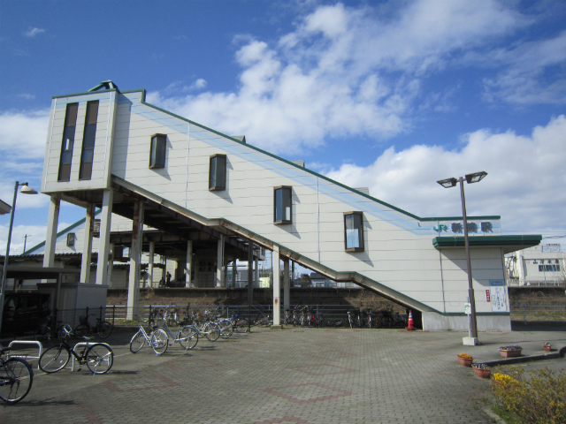 新崎駅舎