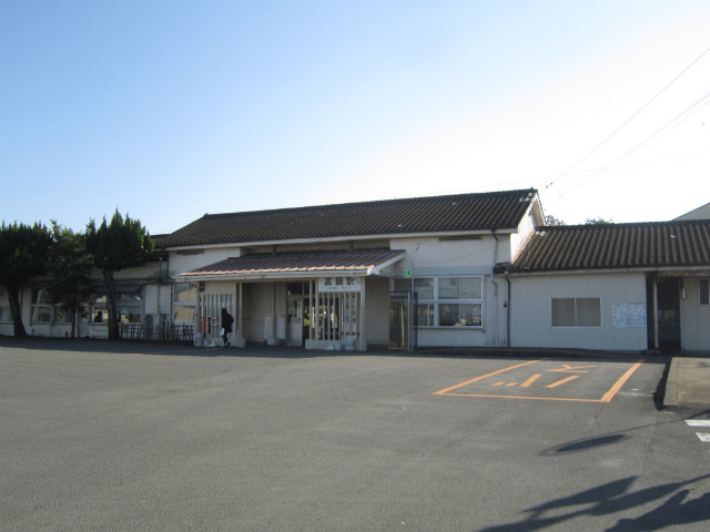 高鍋駅舎