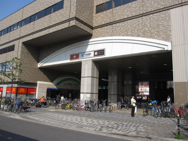 天下茶屋　駅舎