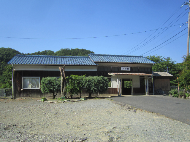 川平駅舎